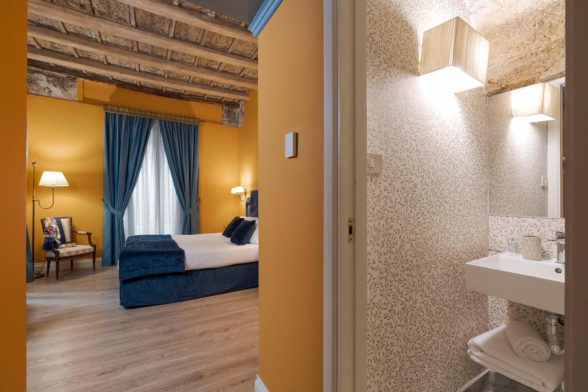 Palazzo Arone Dei Baroni Di Valentino Hotel ปาแลร์โม ภายนอก รูปภาพ